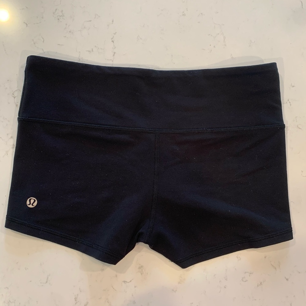 Lululemon Shorts Size 6
